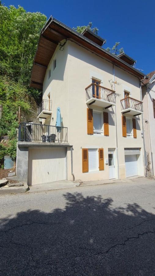 Joli Appartement Renove Avec Terrasse Брид-Ле-Бэн Экстерьер фото